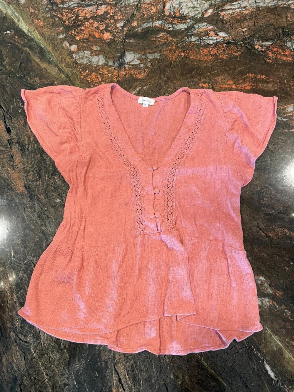 Eyeshadow Pink Linen Top – Lightweight & Perfect for Spring/Summer